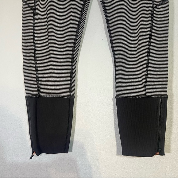 Lululemon Rebel Runner Crop Mini Pop Stripe Heathered Slate Black Size 8 - Picture 9 of 16
